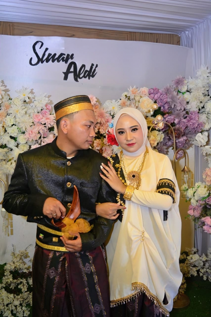 https://Sinaraldy.webnikah.com/dirmember/00000028/Sinaraldy/photo-277289-326870-l-202508170538.jpg